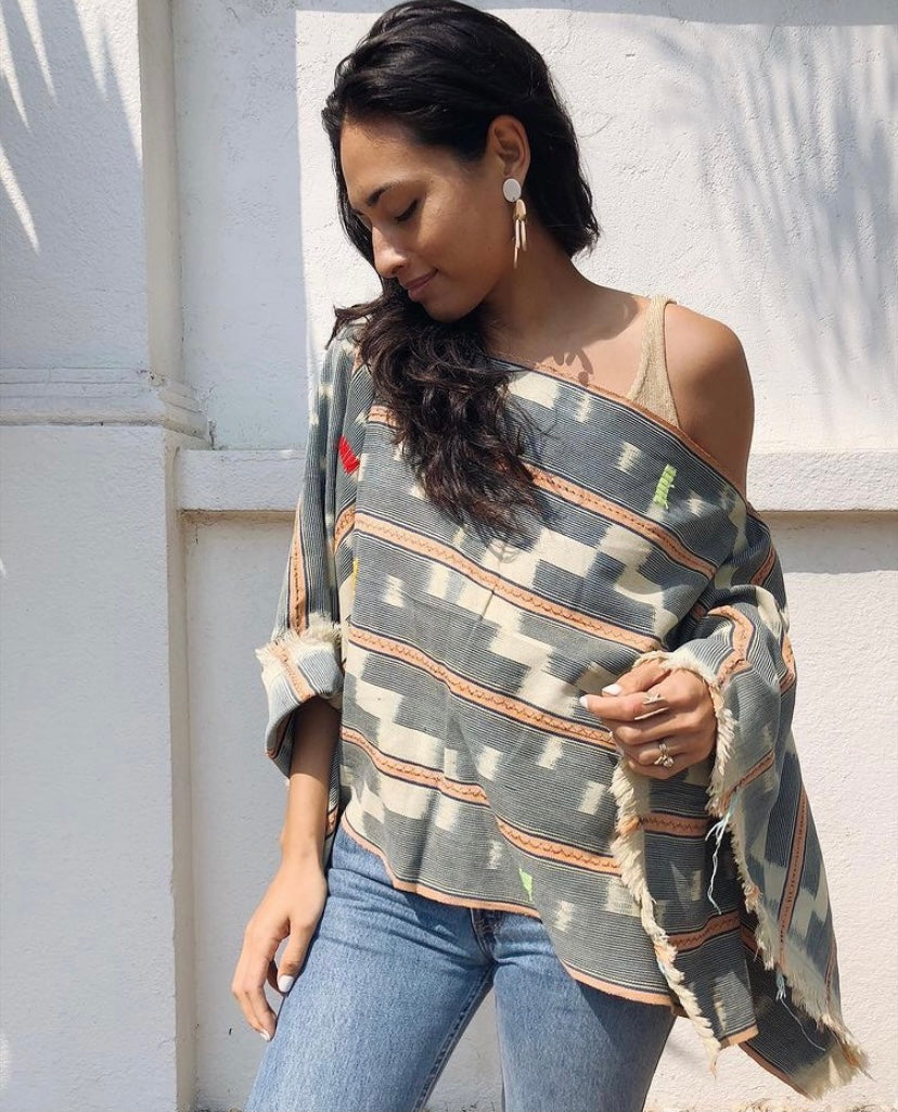 Ikat Poncho II