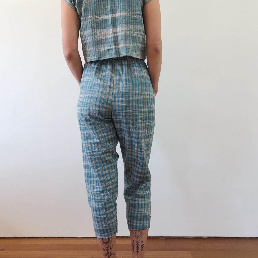 Lila Pant in Agave