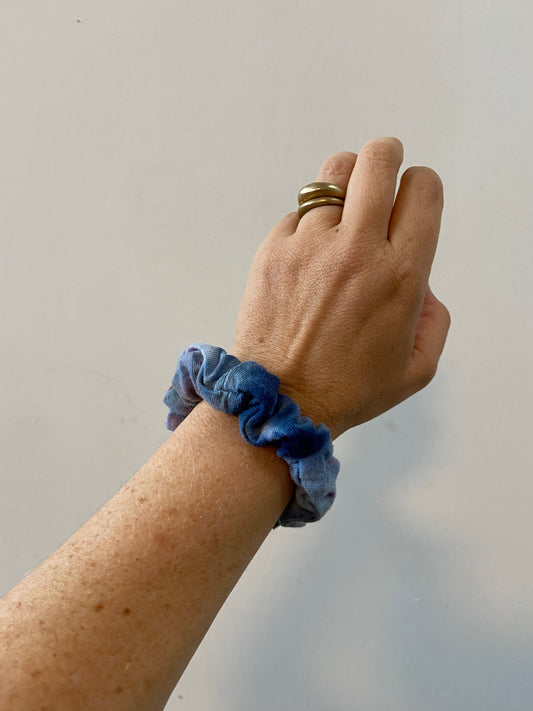 Hand Dyed Zero Waste Scrunchie (5 colors)